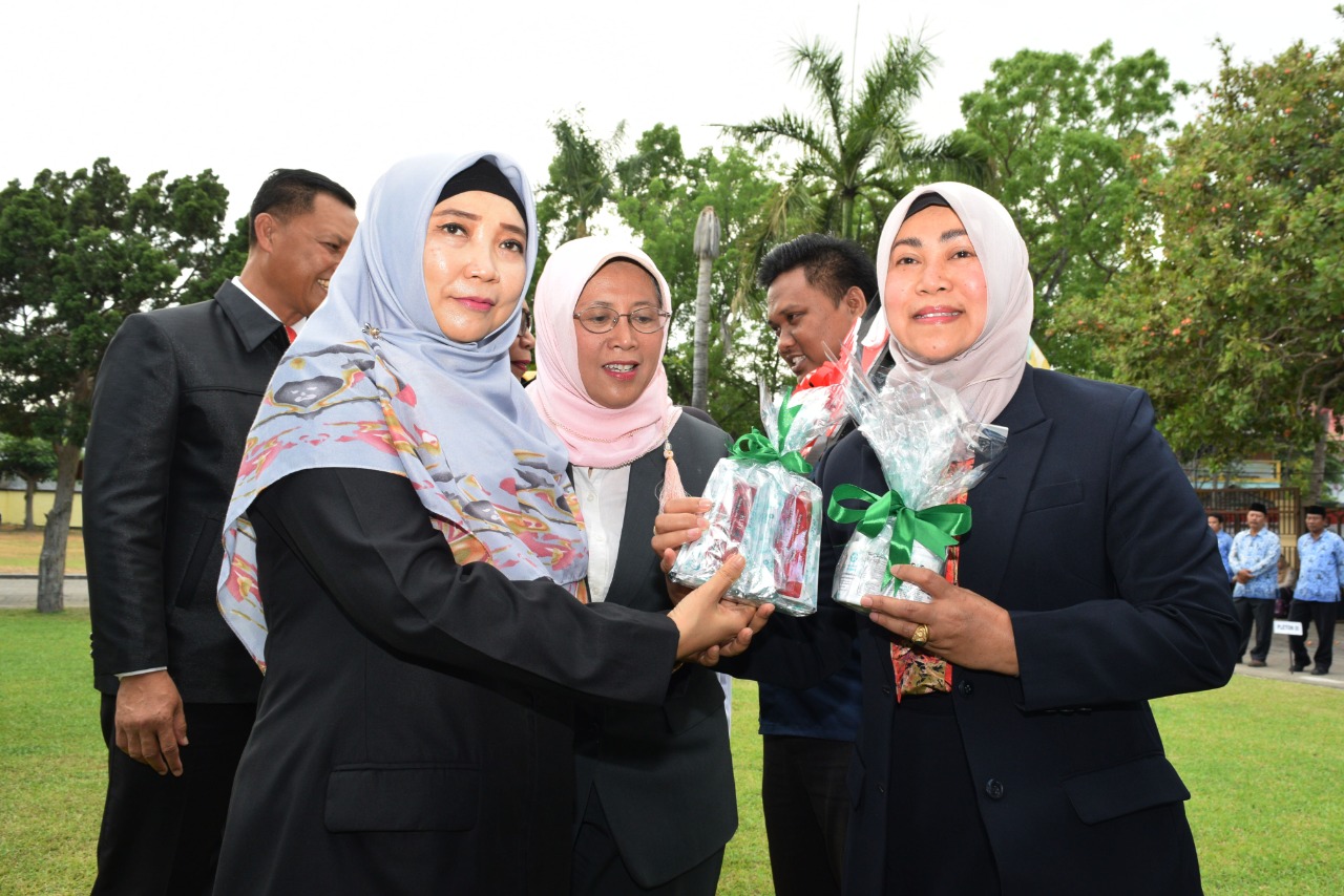 ANGKA STUNTING TURUN 10 PERSEN