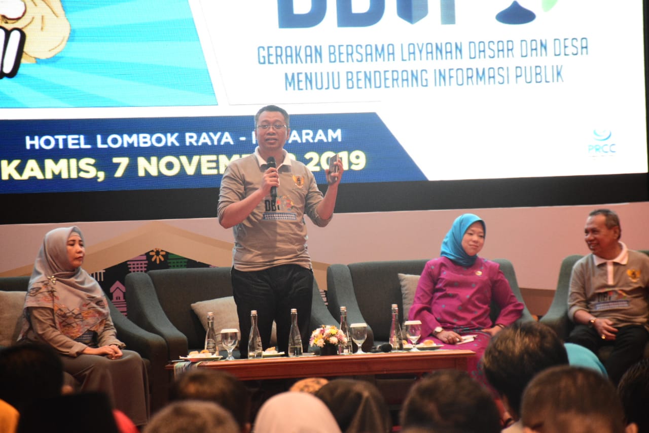 KETIKA PARA KADES ANTUSIAS DIALOG DENGAN GUBERNUR DAN WAGUB