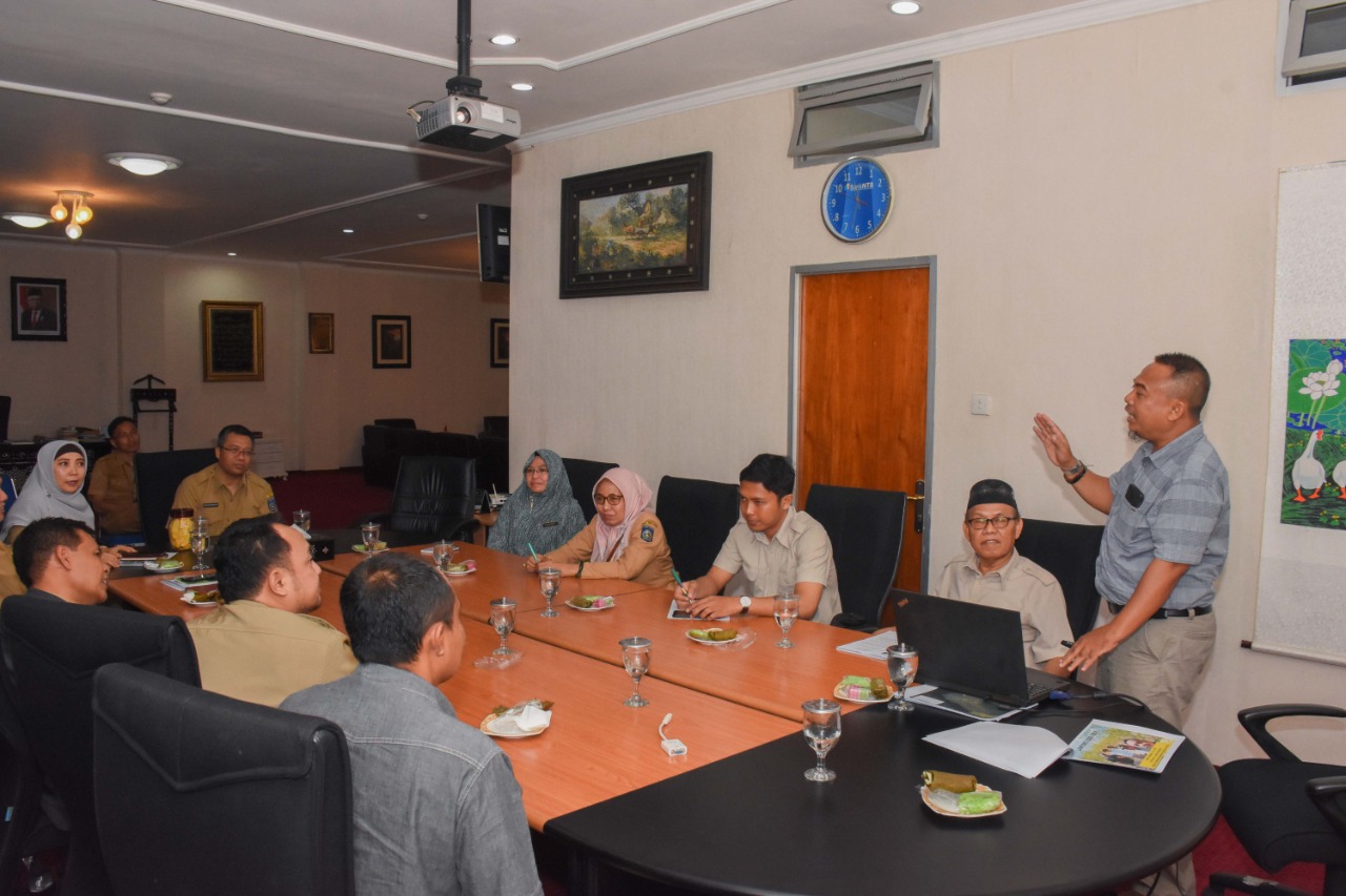 MENERIMA PERWAKILAN PT. SADANA ARIF NUSA DAN ESA SAMUDRA