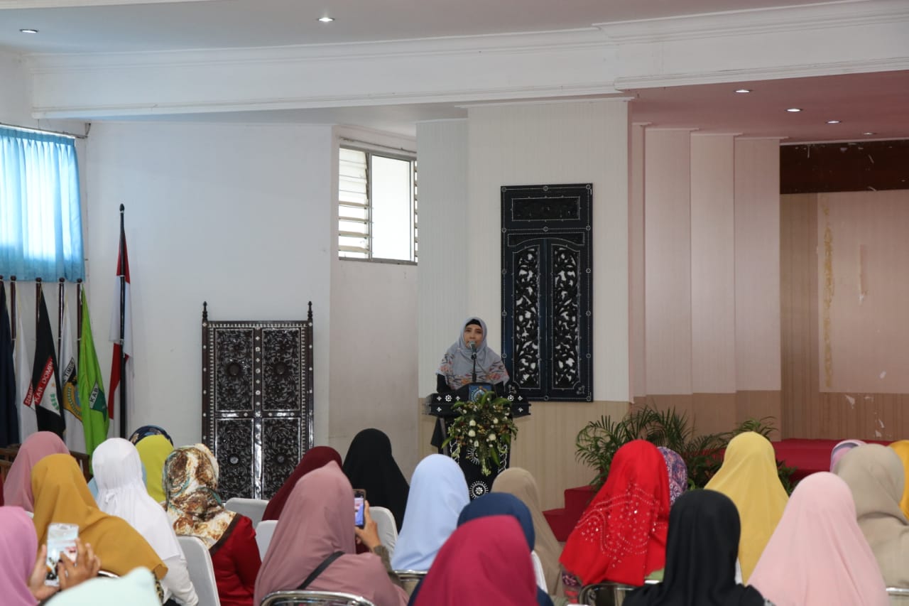 BUKA SEMINAR PARENTING, WAGUB TEGASKAN ANAK SEBAGAI HARTA PALING BERHARGA