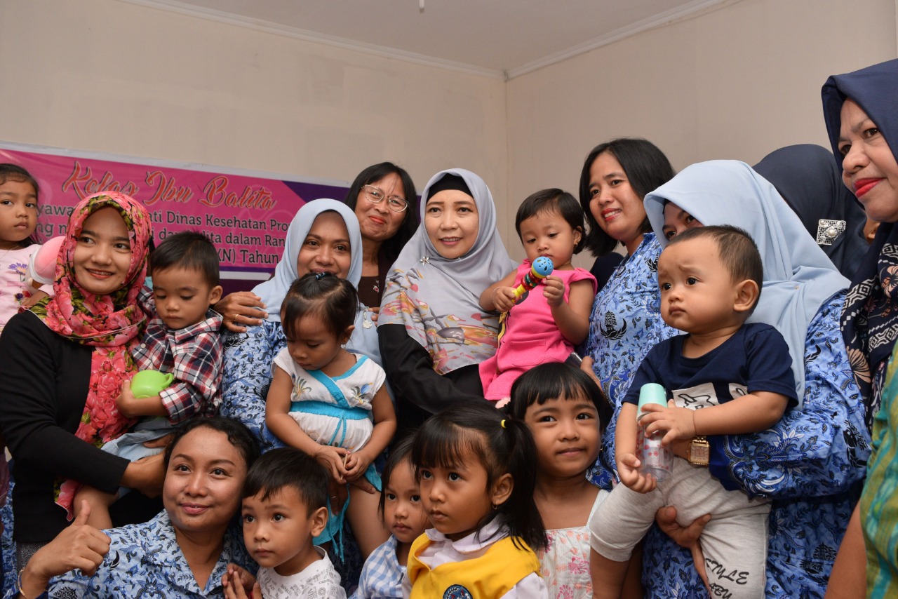 WAGUB NTB PIMPIN PERINGATAN HARI KESEHATAN NASIONAL KE-55