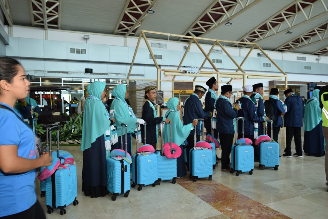 PERDANA, 280 JEMAAH UMROH DITERBANGKAN KE JEDDAH