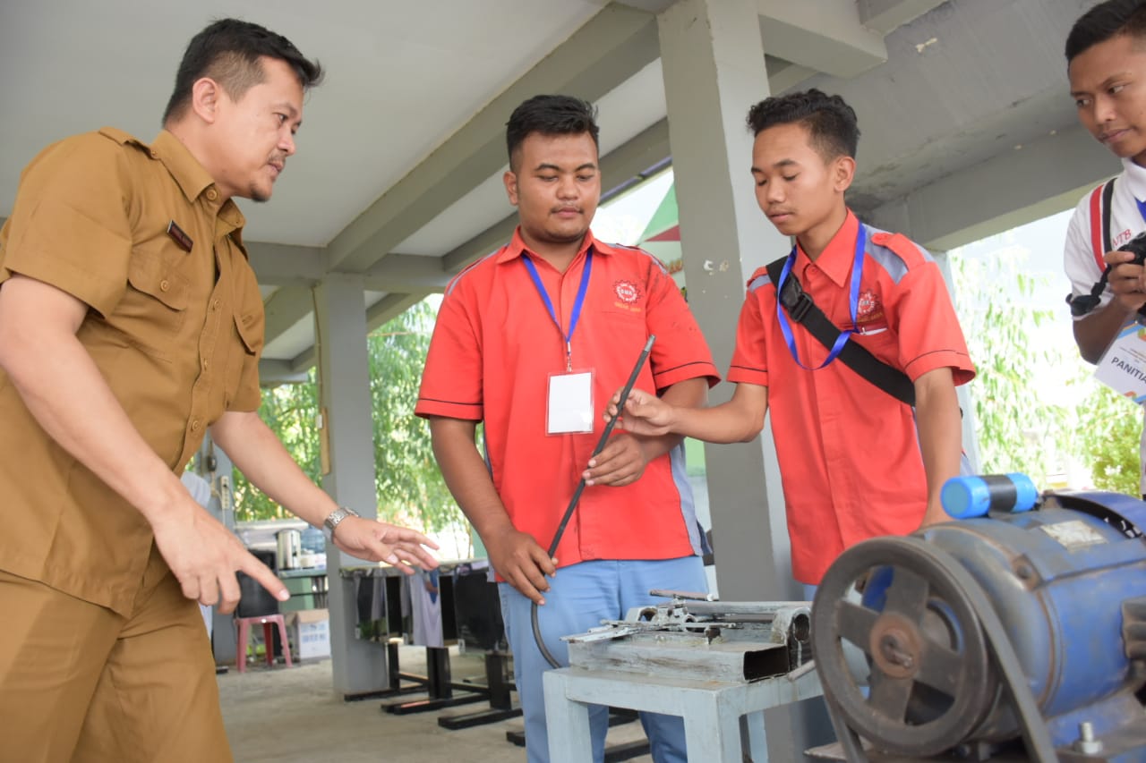 KEMBANGKAN KREATIVITAS INDUSTRI, STIPark ADAKAN LOMBA KARYA ILMIAH