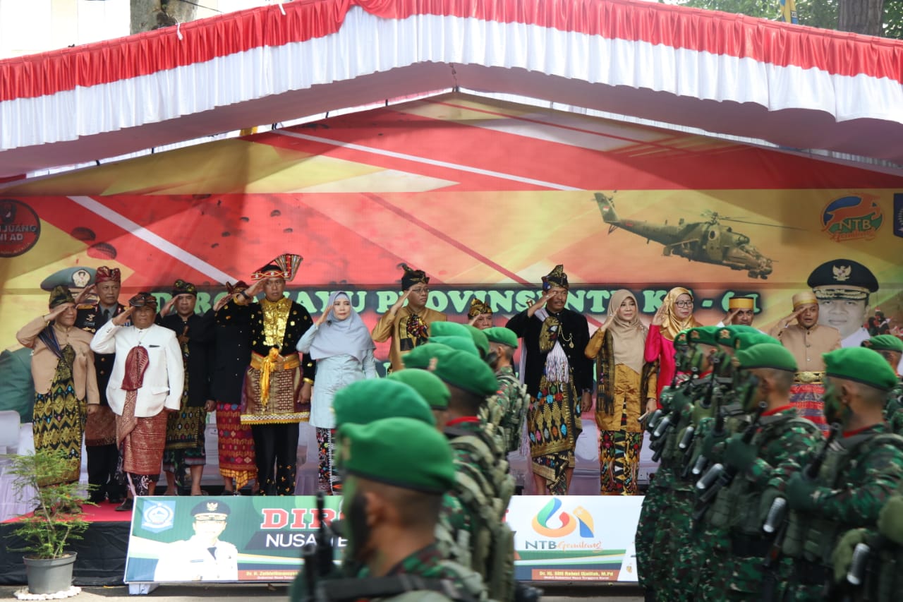 KARNAVAL KALEIDOSKOP KEPEMIMPINAN RAMAIKAN HUT KE-61 NTB