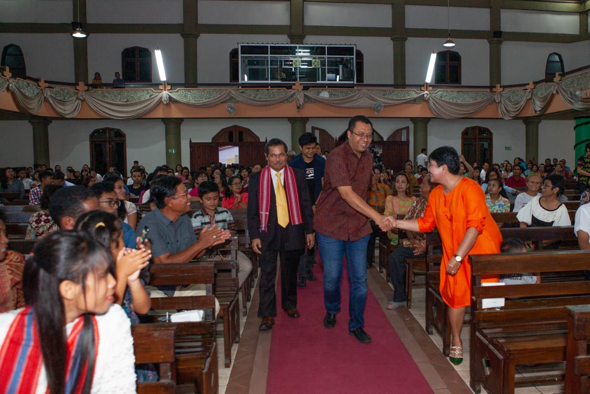 GUBERNUR INGATKAN PENTINGNYA PERSAHABATAN