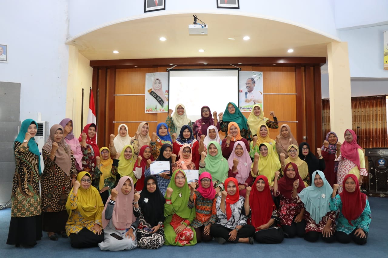 BUNDA NIKEN AJAK PENGURUS PAUD BERIKAN MATERI YANG TEPAT