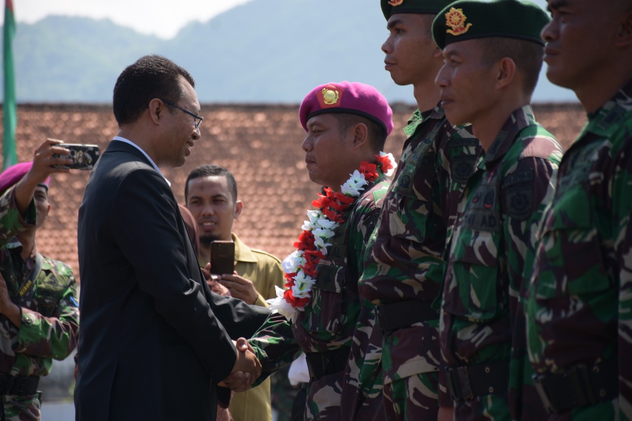 HARU DAN BANGGA WARNAI PELEPASAN SATGAS ZENI TNI
