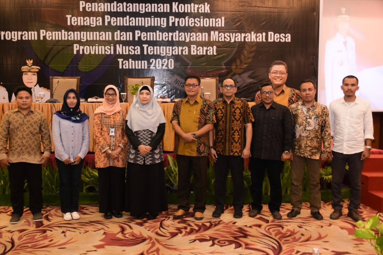 PENANDATANGANAN KONTRAK TENAGA PENDAMPING PROFESIONAL