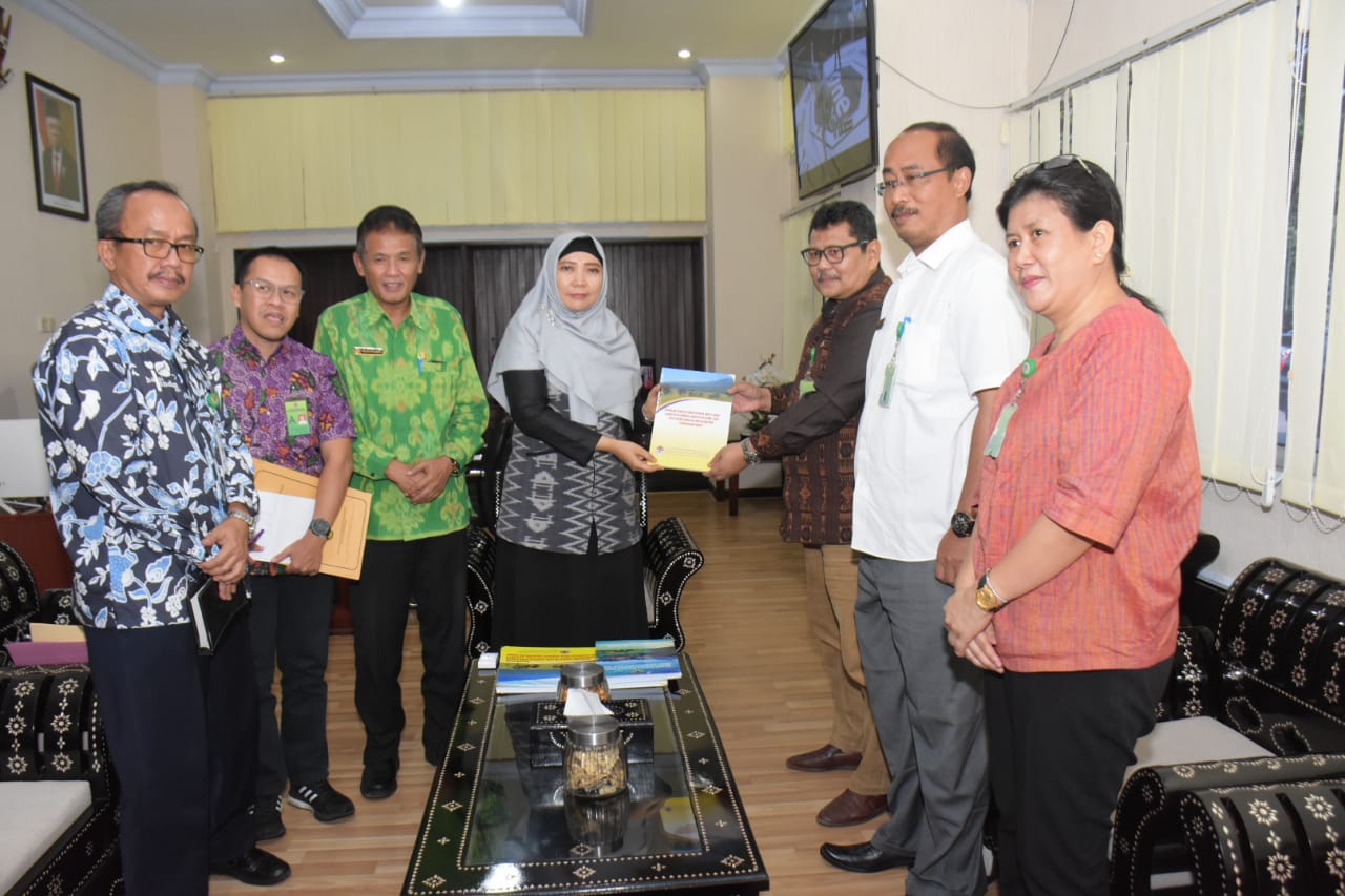 AUDIENSI PUSAT PENGENDALIAN PEMBANGUNAN EKOREGION BALI NUSA TENGGARA