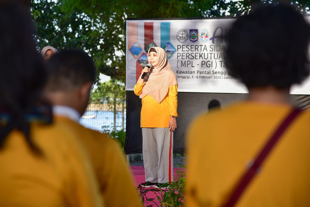 WAGUB BERSIH-BERSIH SENGGIGI BARENG MPL-PGI
