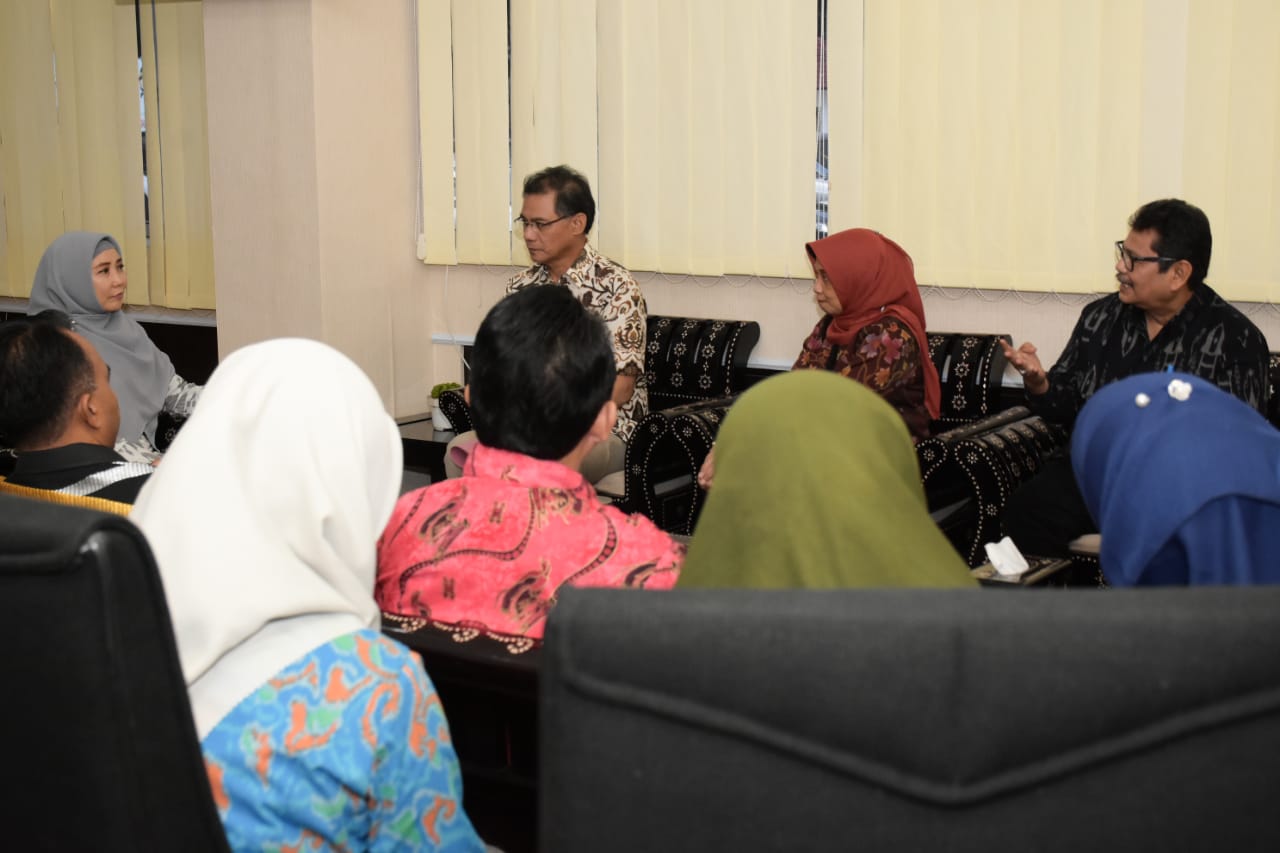 AUDIENSI DIREKTUR PENGELOLAAN LIMBAH BERBAHAYA KEMENTERIAN LINGKUNGAN HIDUP