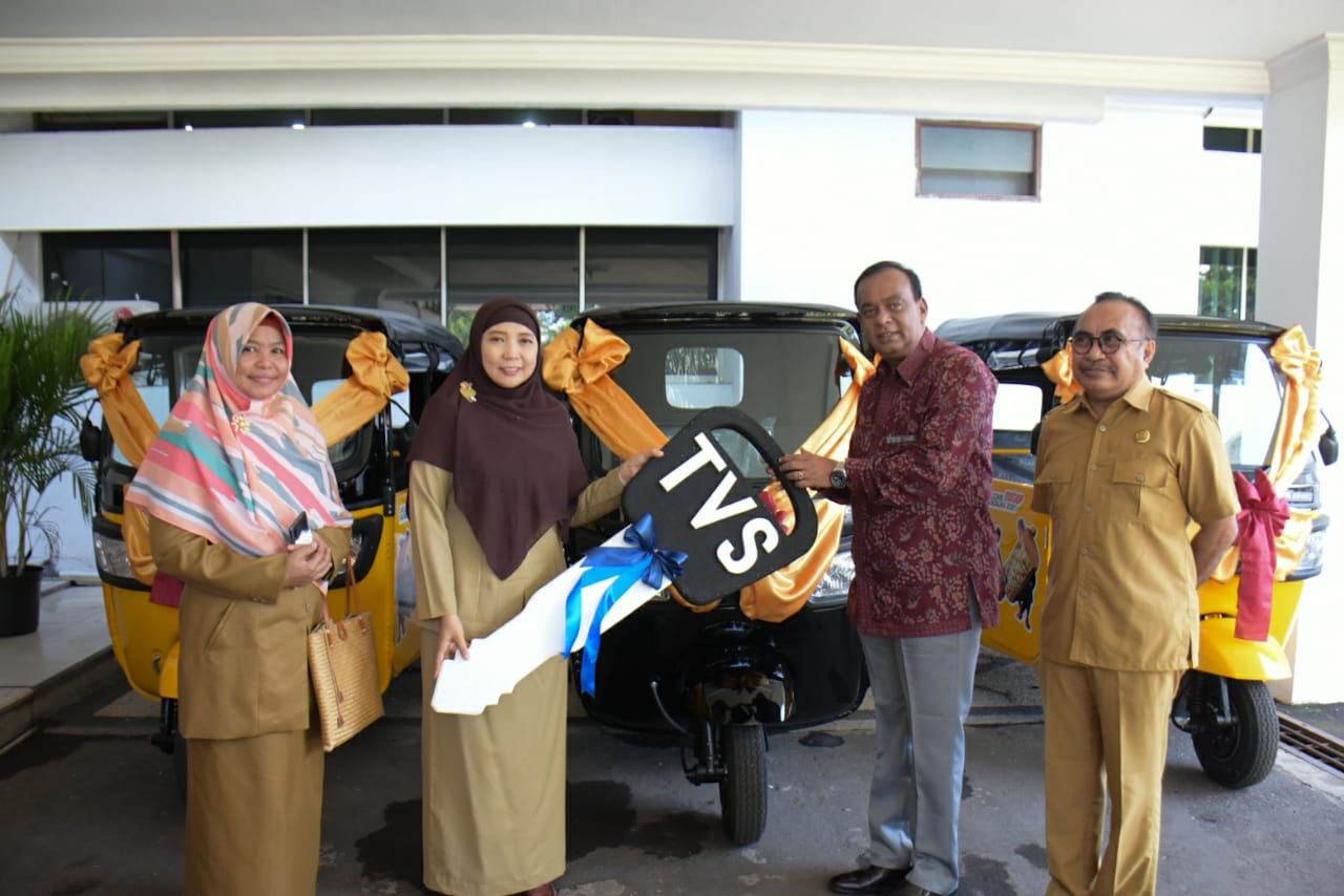 DUKUNG PROGRAM UNGGULAN PEMPROV NTB, PT. TVS MOTOR HIBAHKAN 3 UNIT KENDARAAN