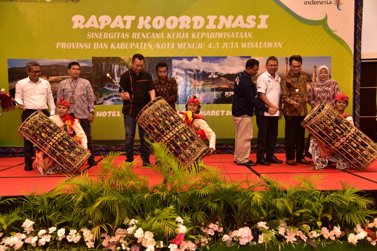 PENAMBAHAN PENERBANGAN LANGSUNG PENTING UNTUK CAPAI 4,5 JUTA WISATAWAN