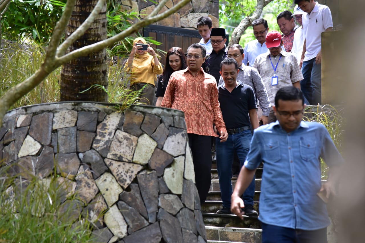 DI DEPAN RATUSAN KASEK, GUBERNUR MINTA SIAPKAN SIMULASI HADAPI CORONA DI SEKOLAH