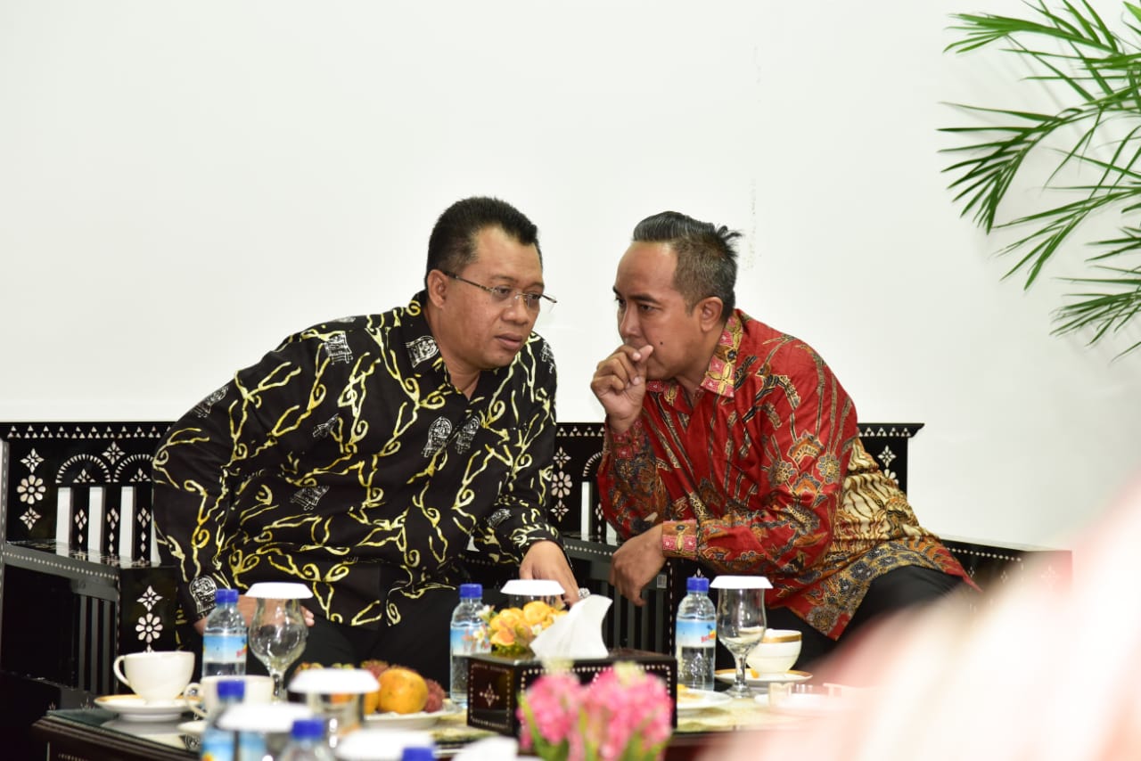 GUBERNUR APRESIASI LPJ PARPOL RAIH WTP DARI BPK