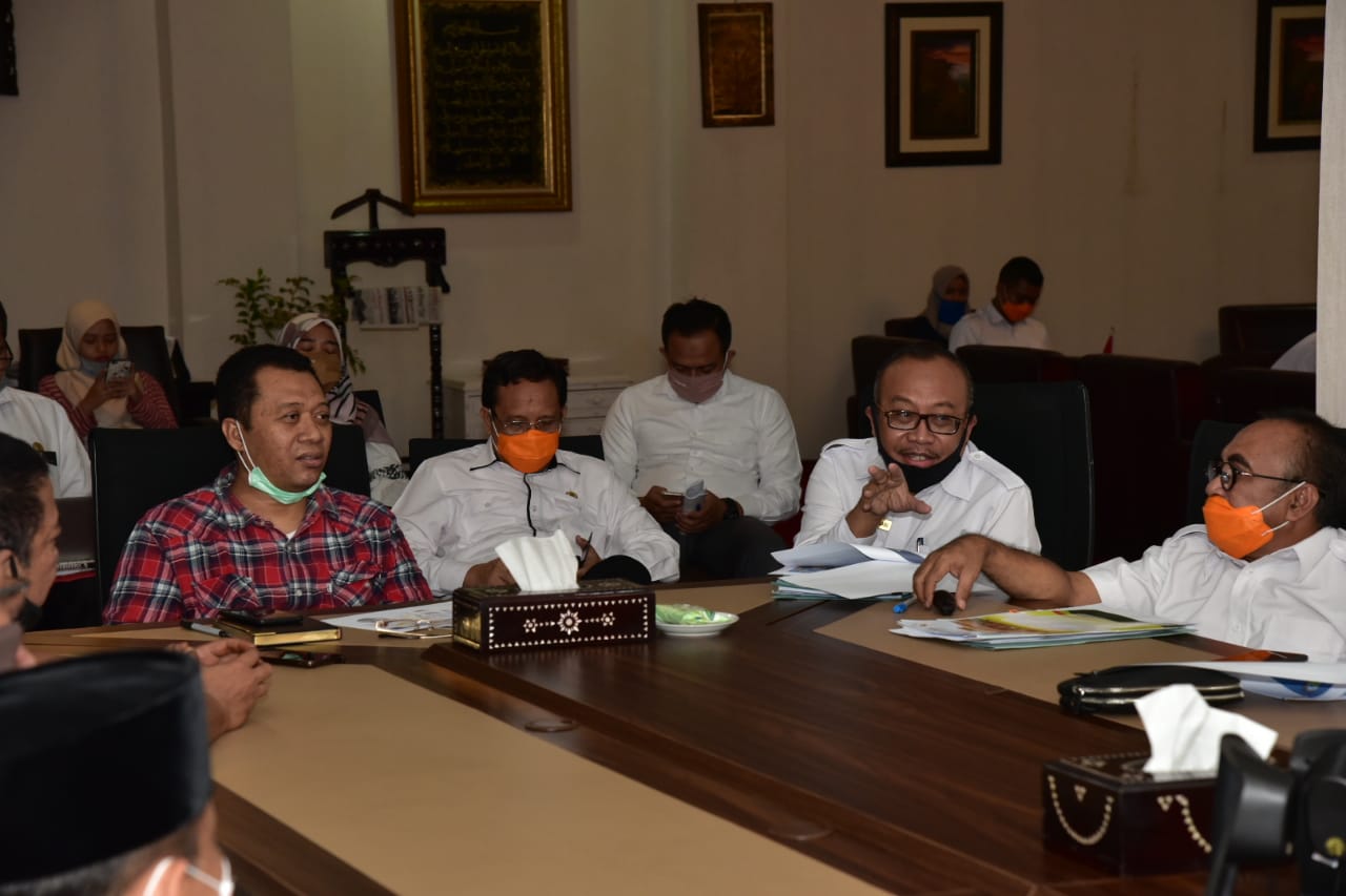 JPS GEMILANG TAHAP II SEGERA DISALURKAN, GUBERNUR MINTA LIBATKAN LEBIH BANYAK UMKM