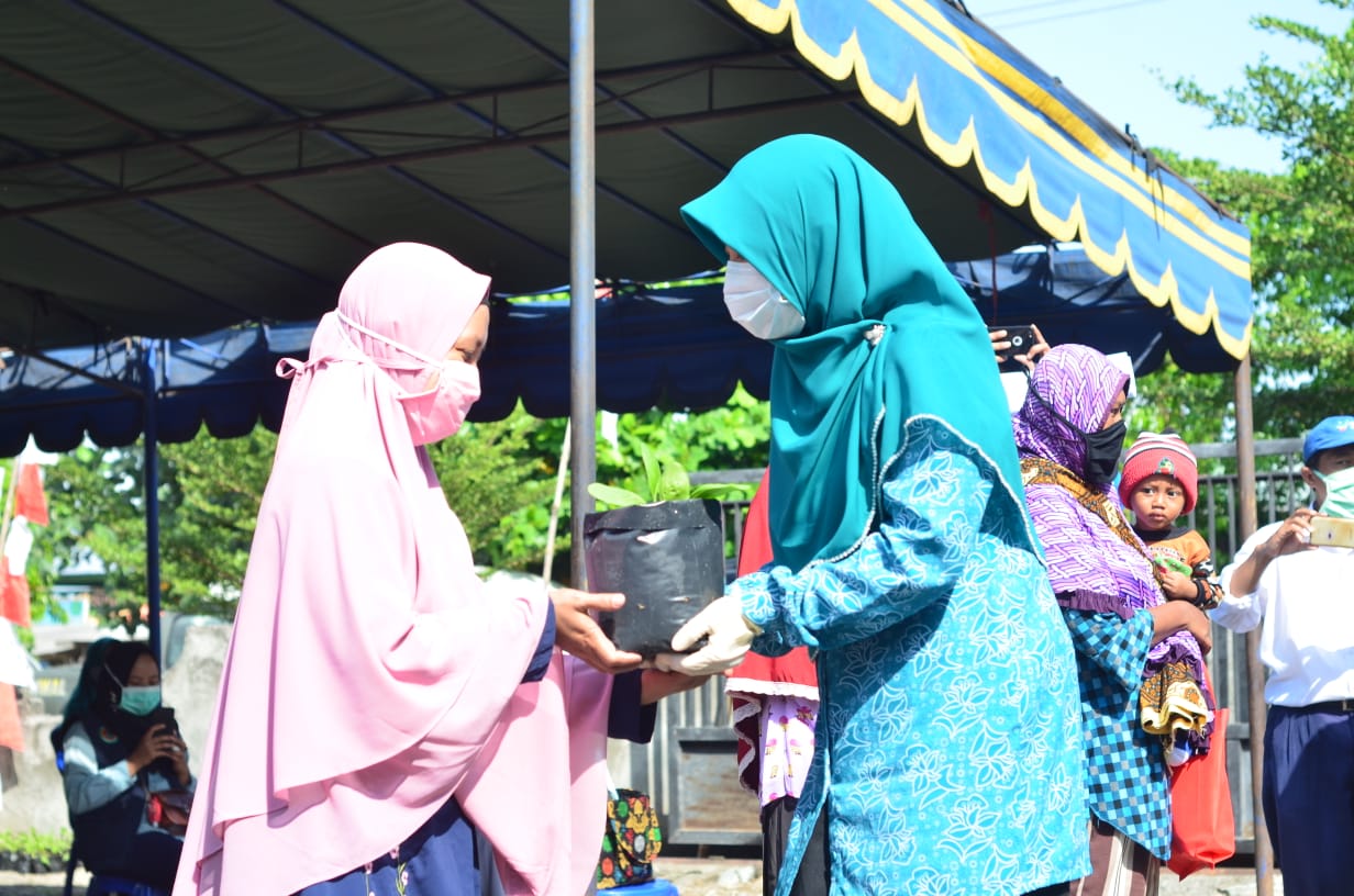 GUBERNUR NTB APRESIASI CAPAIAN LOBAR DI BIDANG INDUSTRIALISASI