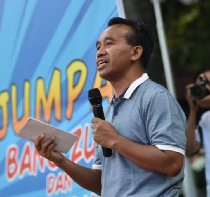 WARGANET SAMBUT POSITIF KEBIJAKAN PEMBATASAN FISIK DI PASAR MANDALIKA