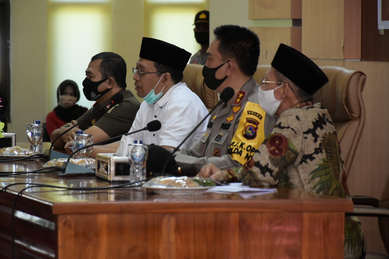 ROADSHOW KE PULAU SUMBAWA, GUBERNUR PERKUAT SINERGI TANGANI PANDEMI