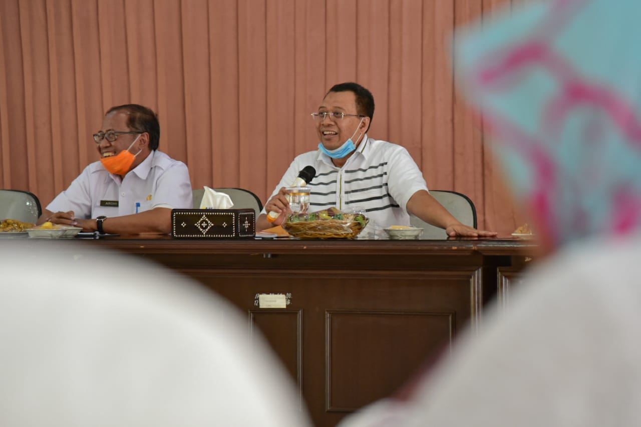 GUBERNUR LANJUTKAN KEGIATAN MENGUNJUNGI KANTOR-KANTOR OPD