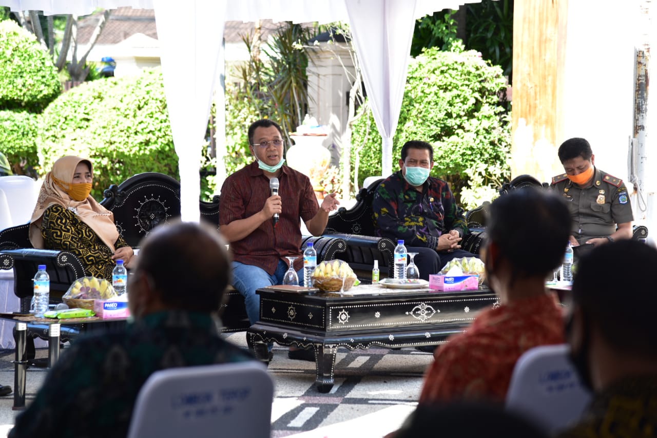 LANJUTKAN HALALBIHALAL, GUBERNUR AJAK ASN CIPTAKAN LINGKUNGAN KERJA YANG NYAMAN