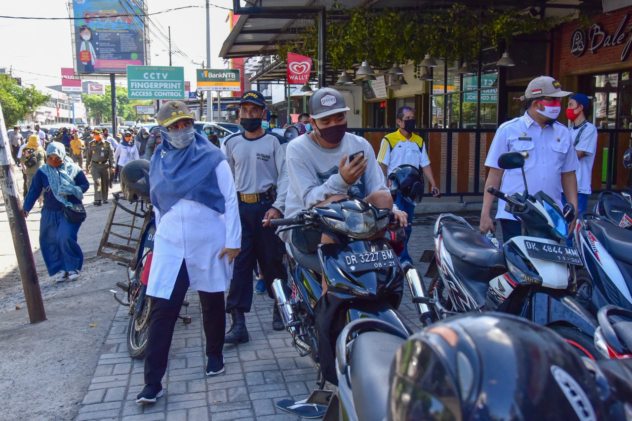 WAGUB LANJUTKAN INSPEKSI KEPUSAT KERAMAIAN DI MATARAM