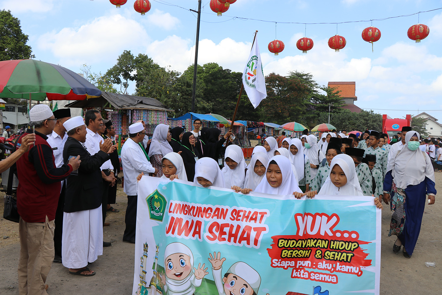 KIRAB SANTRI ZERO WASTE