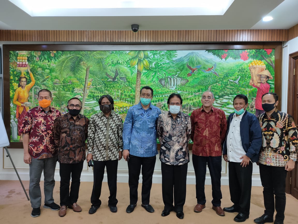 SESUAIKAN TATA RUANG UNTUK INVESTASI, GUBERNUR GELAR AUDIENSI DENGAN MENTERI ATR/BPN