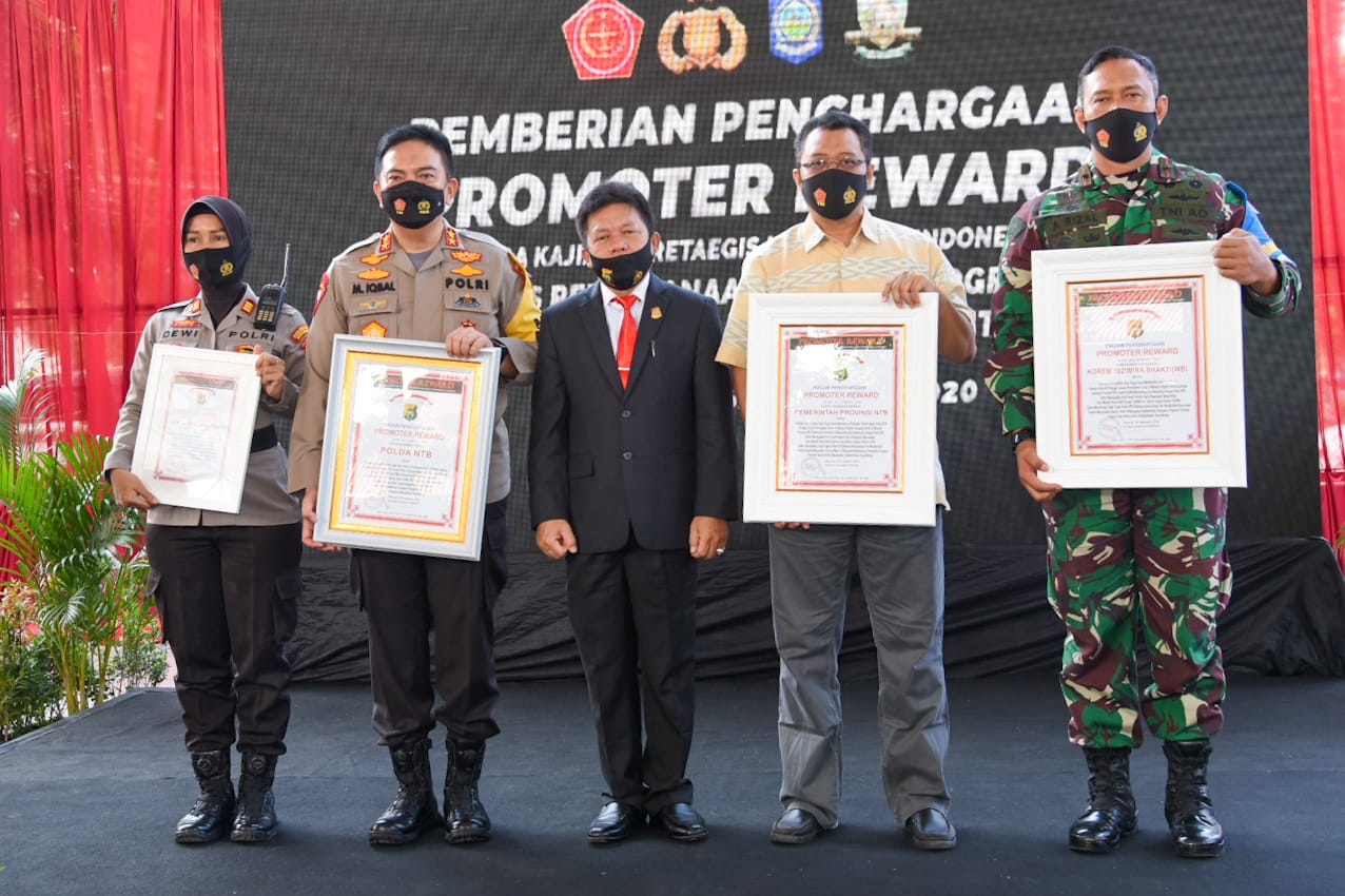PEMPROV NTB, POLDA NTB, DAN KOREM 162/WB RAIH PENGHARGAAN DARI LEMKAPI