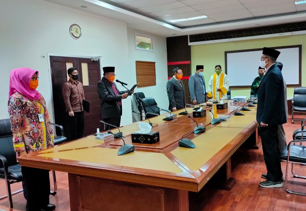 SEKDA LANTIK DUA PEJABAT TINGGI PRATAMA LINGKUP PEMPROV NTB