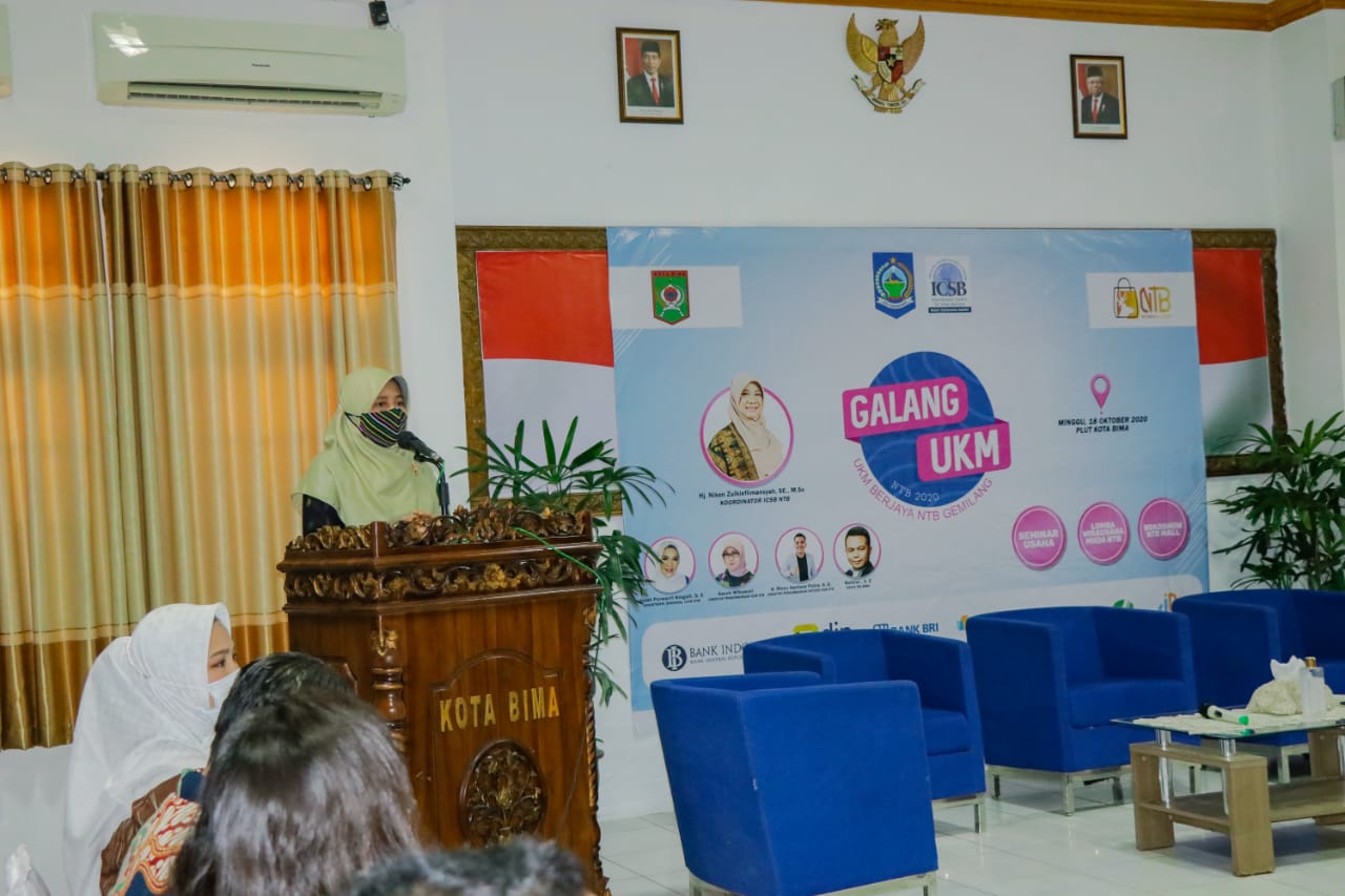 HADIRI GALANG UKM, HJ. NIKEN MINTA GELIAT USAHA TERUS DIGALAKKAN