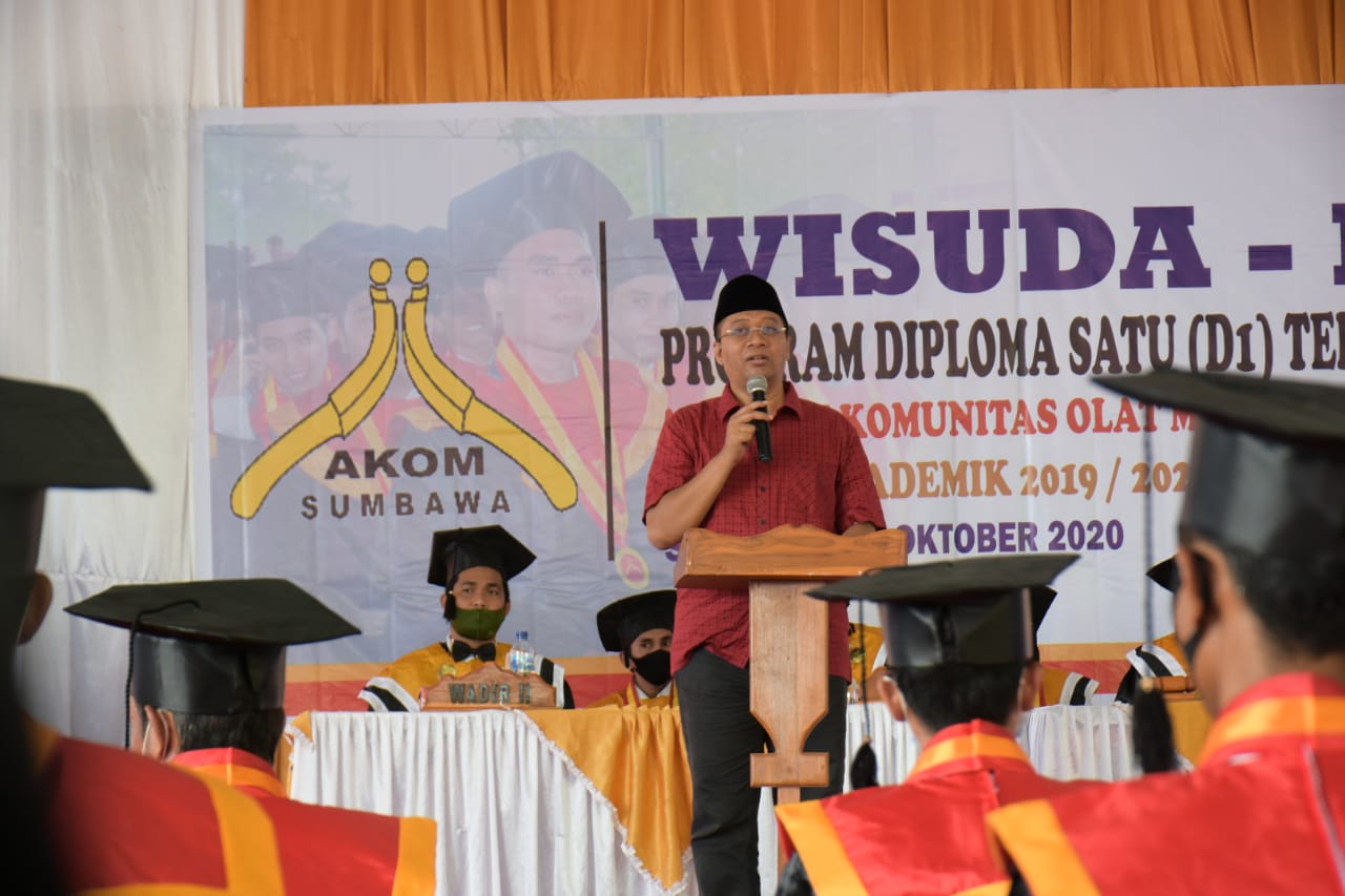 SIAPKAN TENAGA KERJA HANDAL UNTUK HADAPI DUNIA INDUSTRI