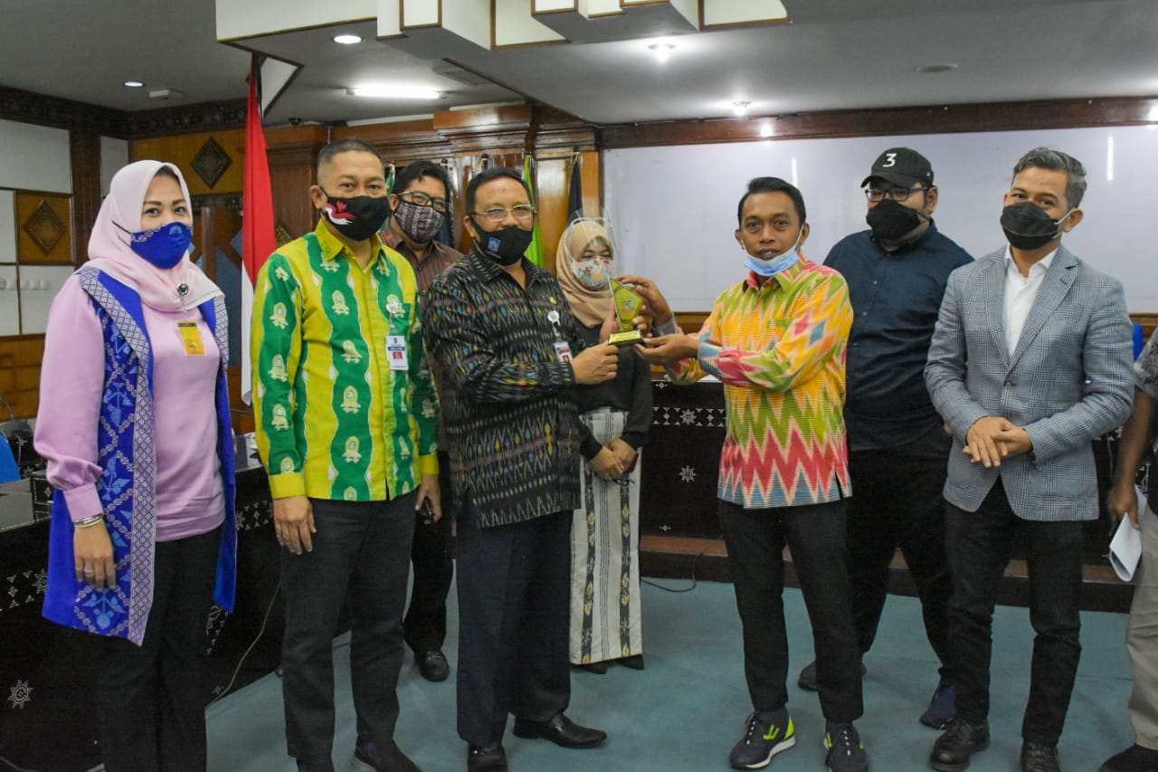 KUNJUNGI NTB, DPRD SULSEL DISKUSI TERKAIT PERDA INSENTIF DAN INVESTASI