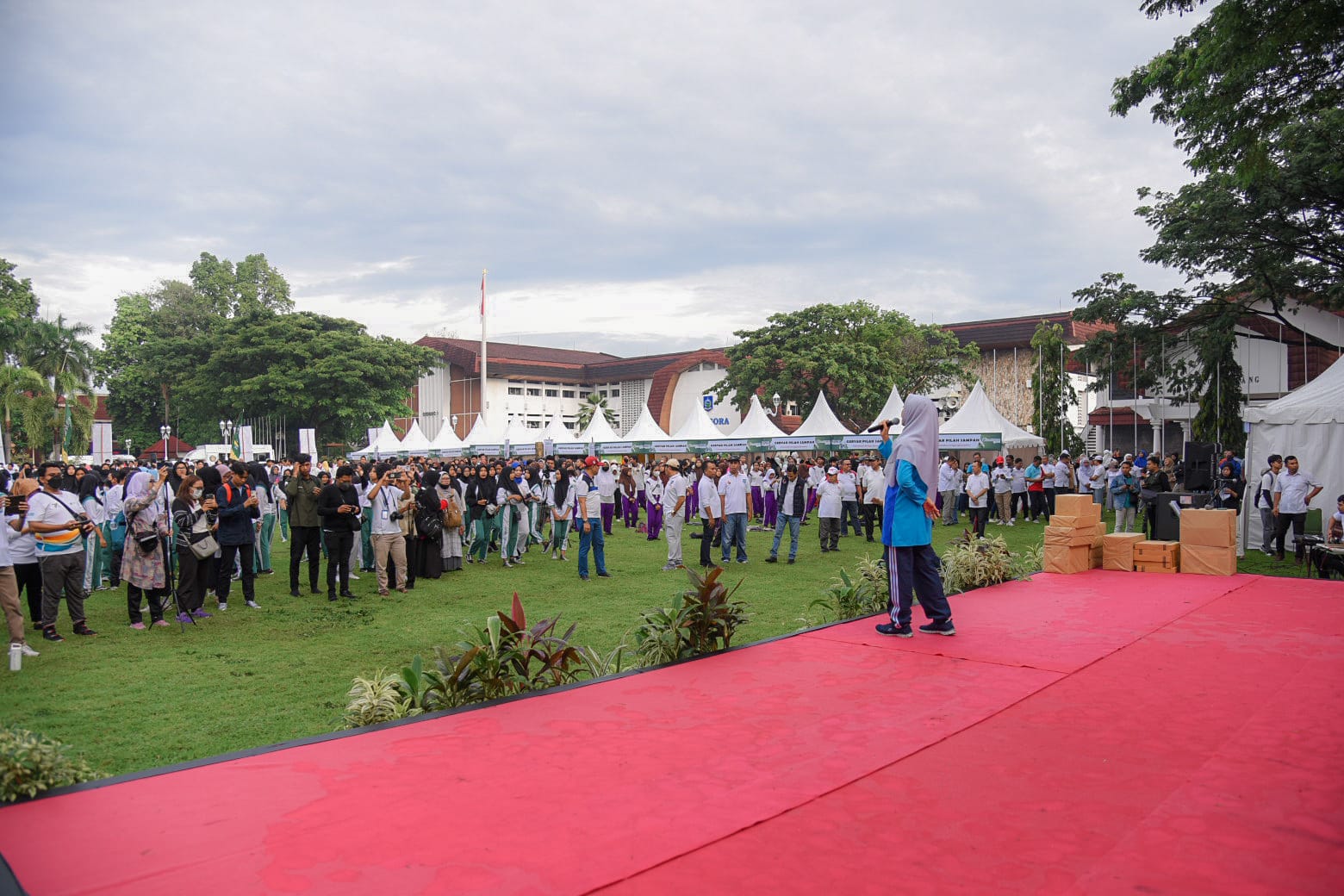 Meriahnya Gebyar Pilah Sampah Bersama Bang Zul dan Ummi Rohmi