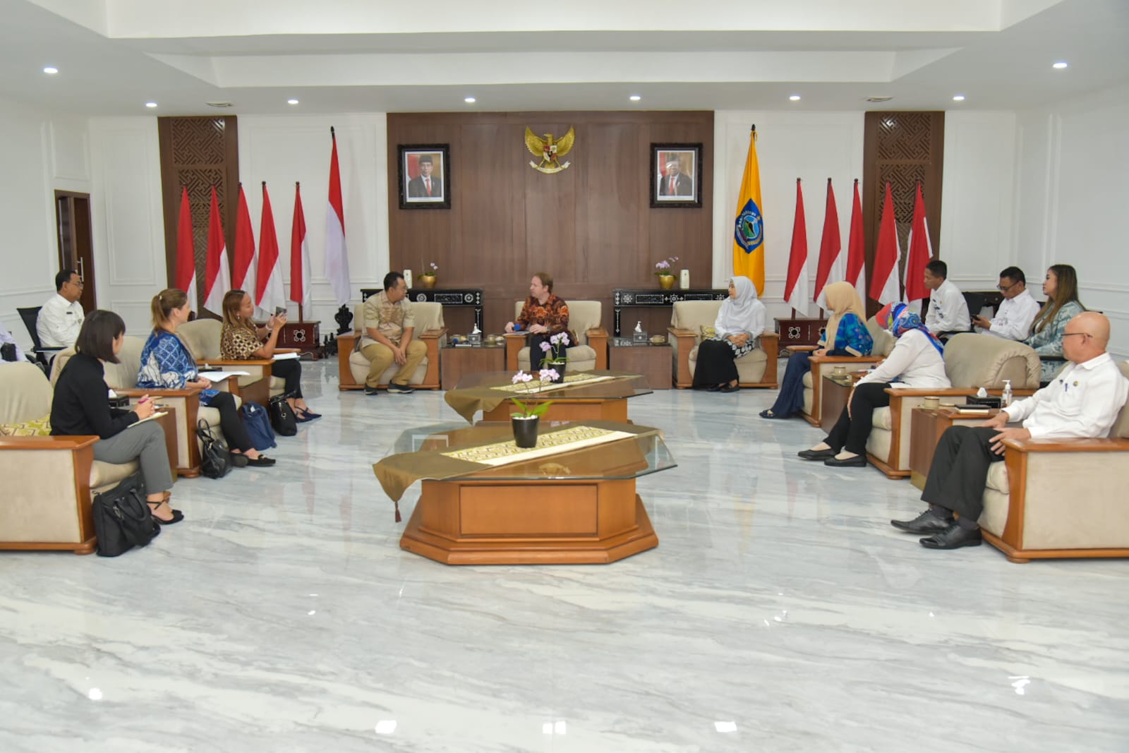 Terima Kunjungan Wakil Dubes Inggris, Gubernur dan Wagub NTB Bahas Potensi Kolaborasi Isu Lingkungan