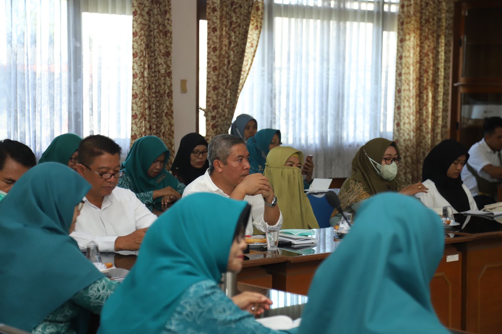 Bunda Niken Serahkan 1228 Unit alat CTPS kepada PKK Kabupaten/Kota se-NTB