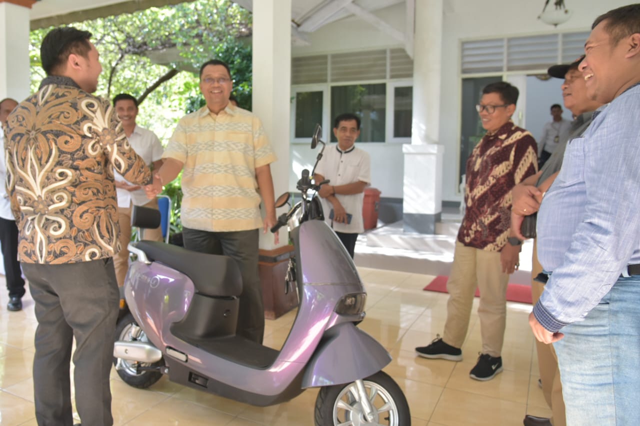 Jajal Motor Listrik, Gubernur Bang Zul: Kedepan Produksinya Harus di NTB