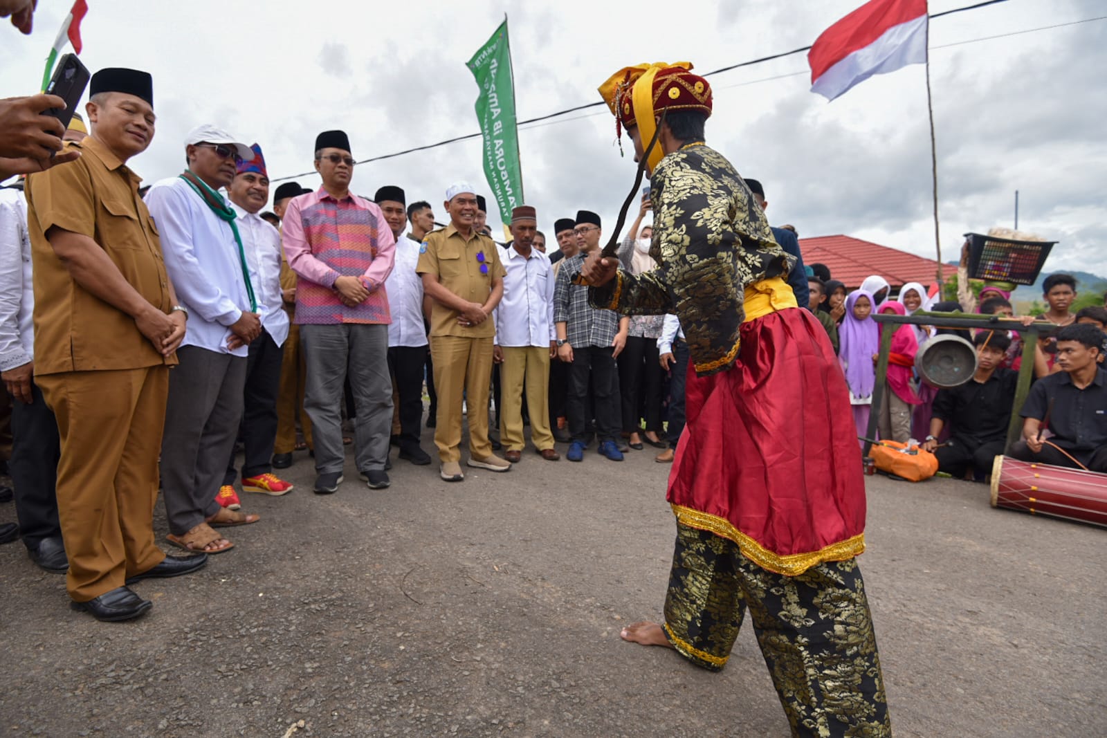 Safari Ramadhan di Dompu, Gubernur Minta Masyarakat Jaga Hutan