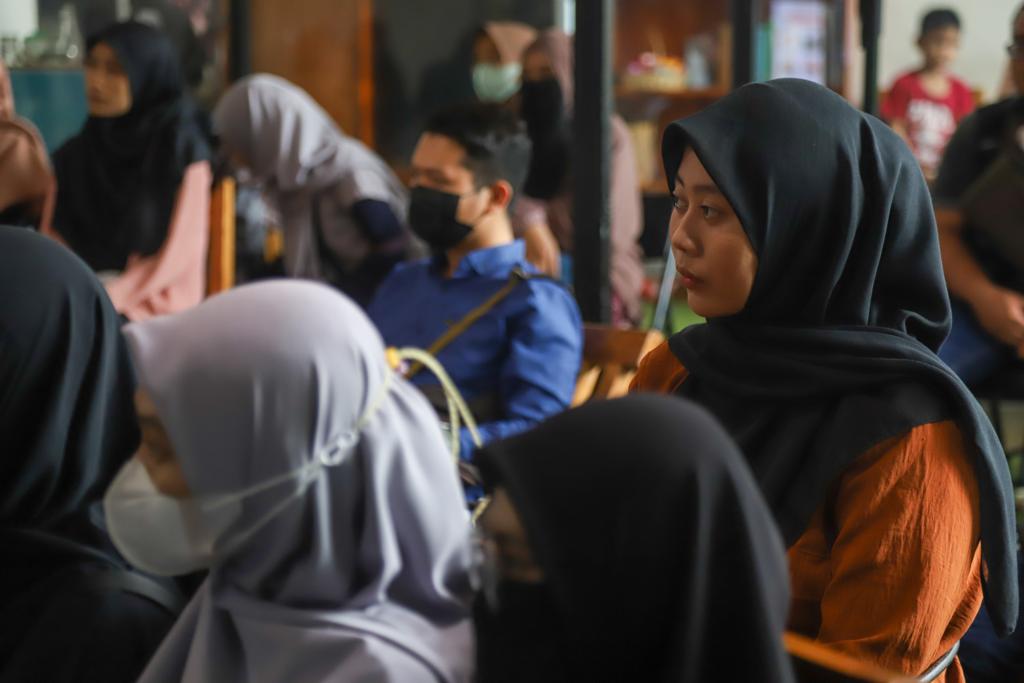 Launching Buku Suara Perempuan, Bunda Niken Apresiasi KAMMI Mataram