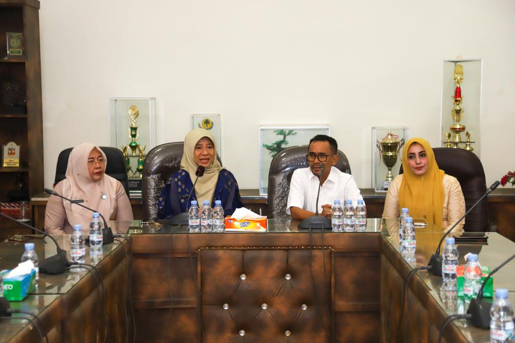 Upaya Turunkan Angka Pernikahan Anak, Bunda Niken Sambangi Walikota Bima