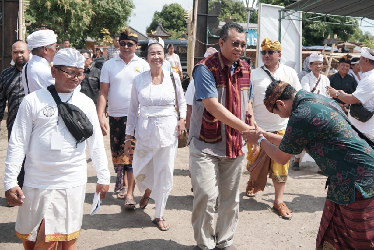 Gubernur NTB Hadiri Upacara Pelebon Baligia dan Manusa Yadnya Massal di KLU