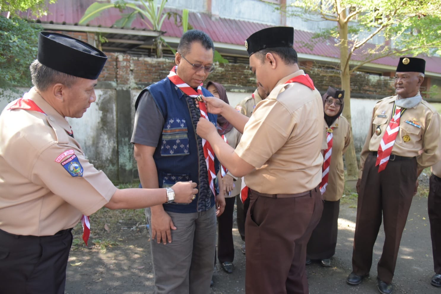 Bang Zul Lepas Kontingen Kwarda Gerakan Pramuka NTB Menuju Raimuna Nasional 2023