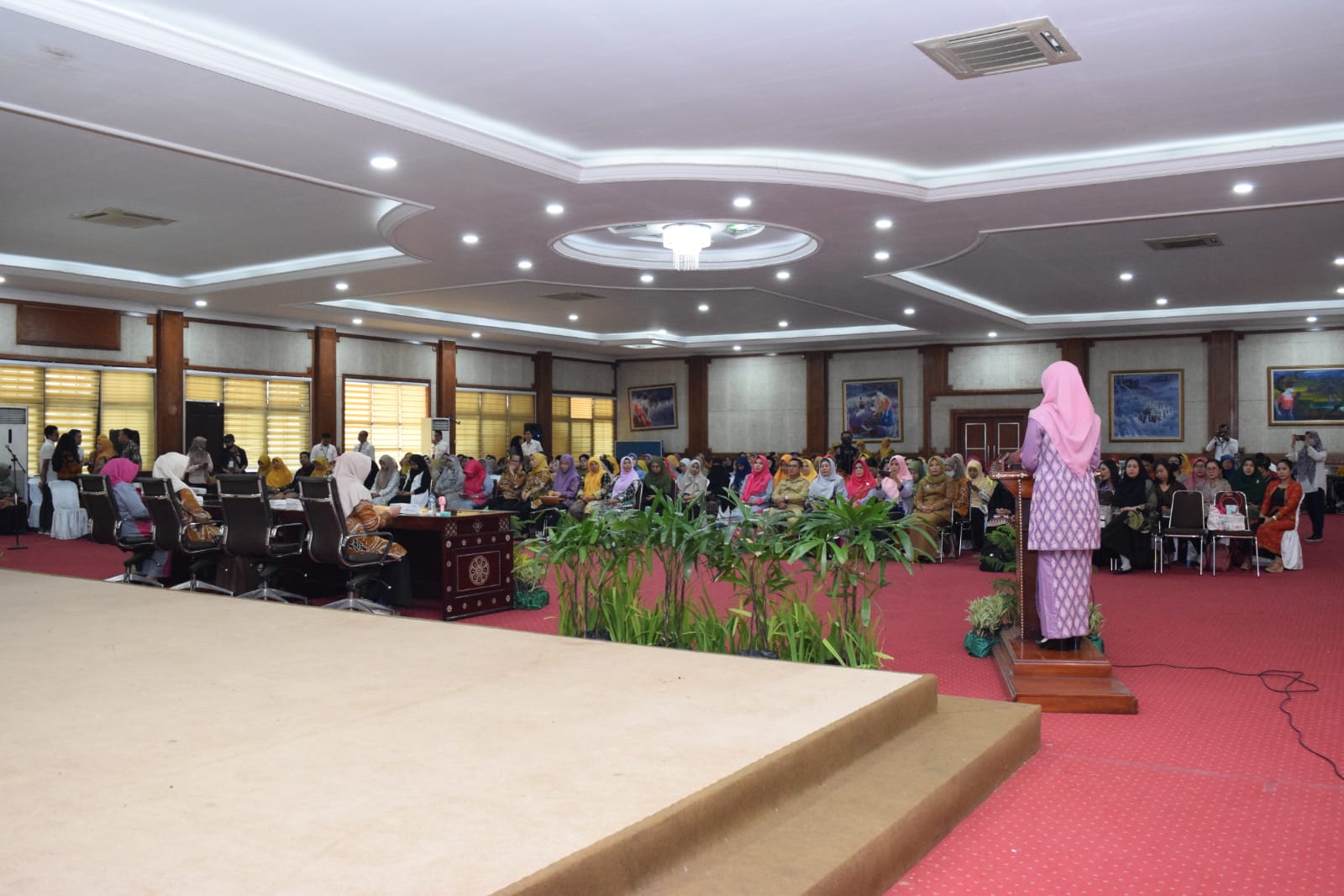 Bunda Niken Berikan Arahan Bagi Guru PAUD Kota Mataram