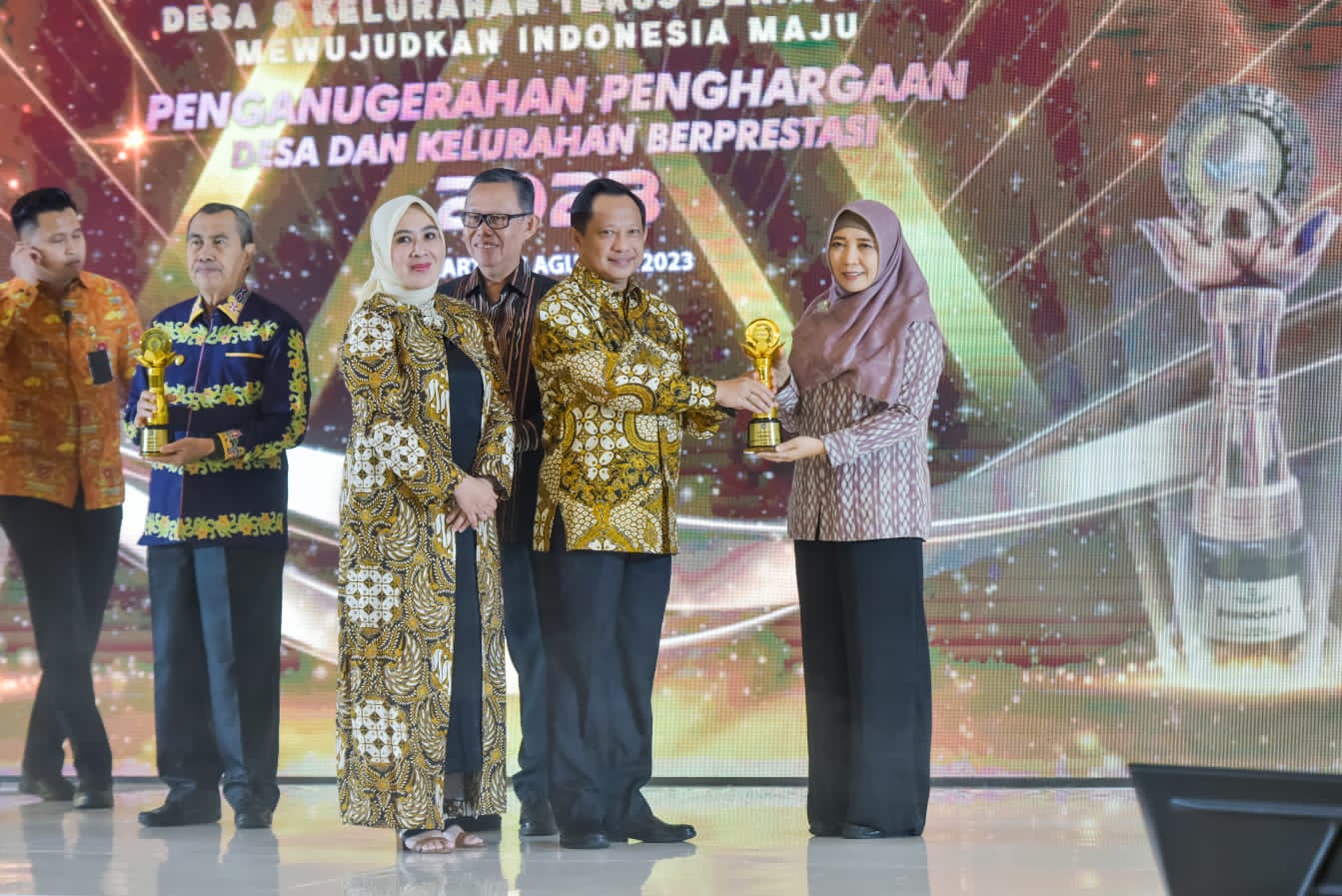 Provinsi NTB Terima Penghargaan Desa dan Kelurahan Berprestasi 2023