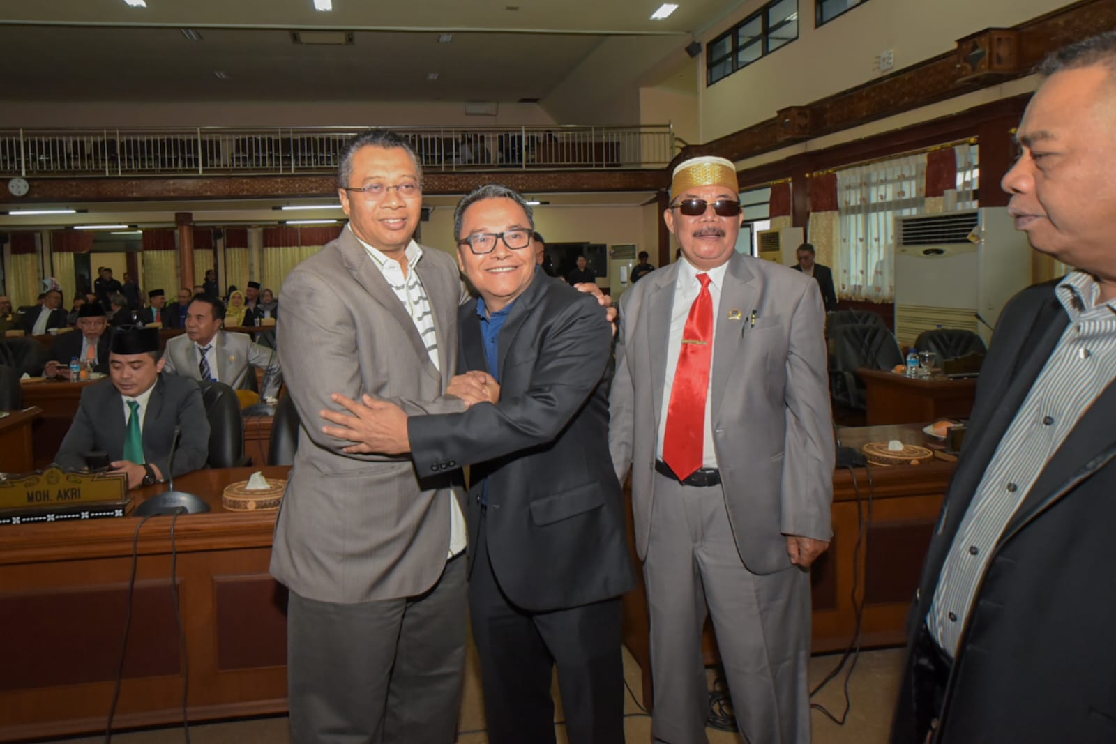 Masuki Akhir Masa Jabatan, DPRD Bacakan Pengumuman Pemberhentian Gubernur & Wagub NTB