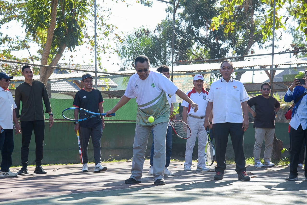 Buka Turnamen Mandalika Tenis, Bang Zul Dukung Anak Muda NTB Jadi Atlet PON 2028