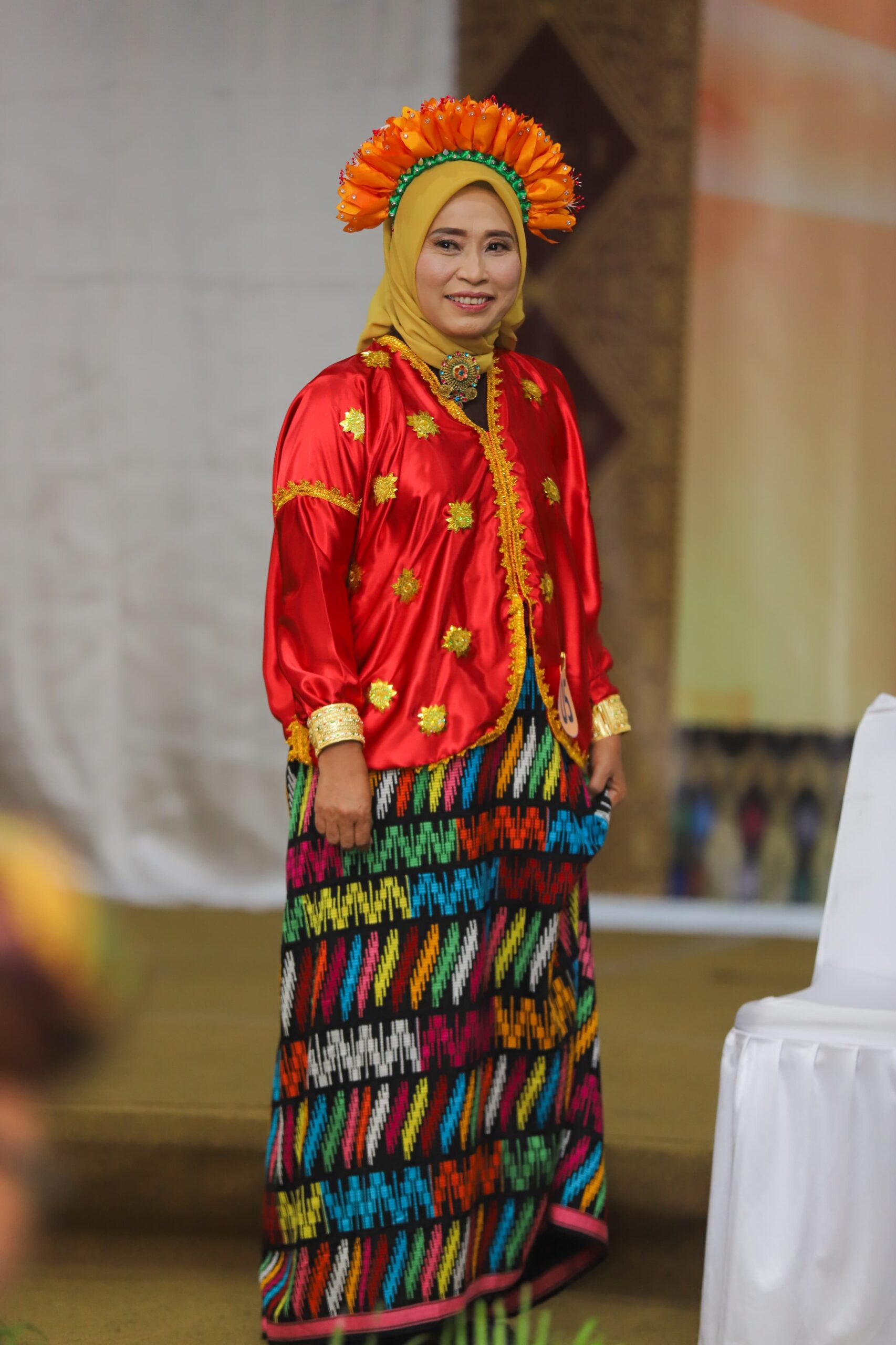 Lestarikan Budaya, Pemprov NTB Gelar Lomba Cara Berpakaian Adat yang Benar