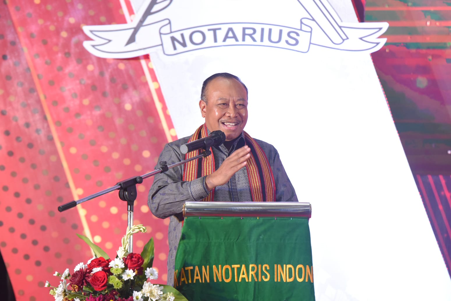 Pj Gubernur Miq Gita Buka Konferwil VII Pengwil NTB INI