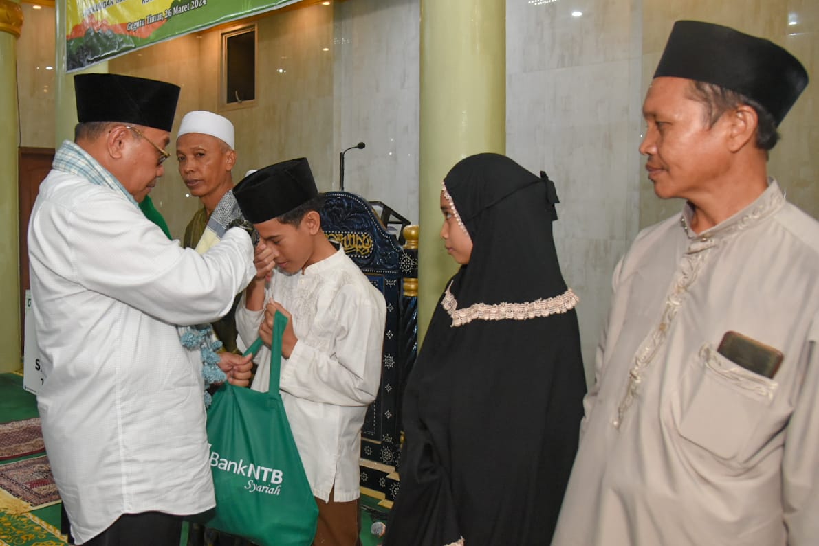 Pj Gubernur NTB melanjutkan Safari Ramadhan yang ke-2 di Kota Mataram